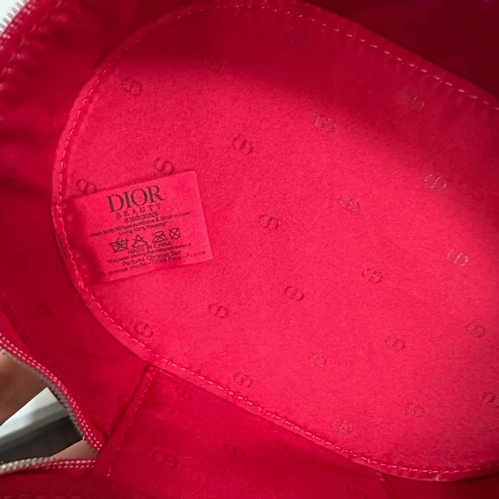 NIB Dior Red  zip around‎ small bag